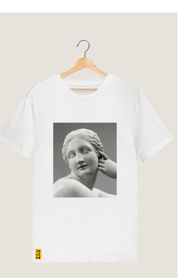 Women's Sassy Old Style Statue Printed T shirt