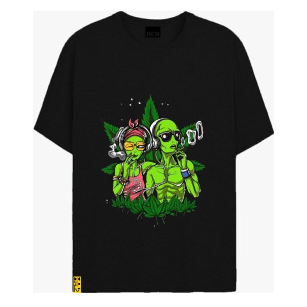 "Alien Couple " Printed T shirt
