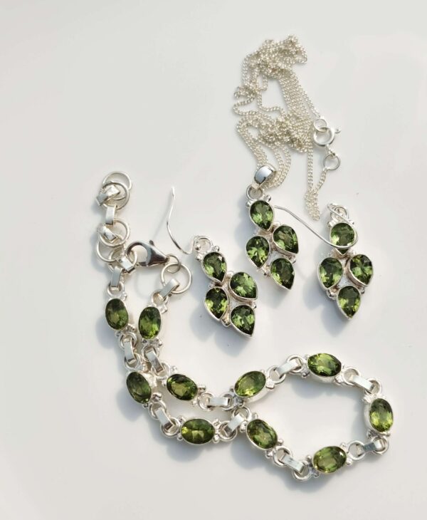 Green Onyx Silver Jewelry Set
